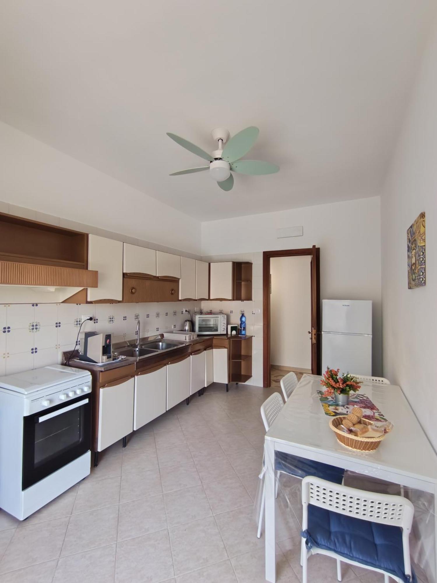 Casa Medi Apartment Чефалу Екстериор снимка